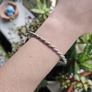 Vintage Classic Simple Silver Twist Bangle Bracelet